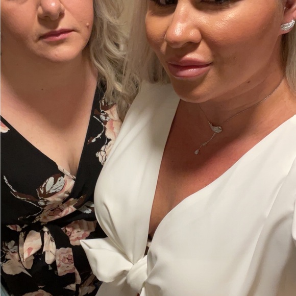 🌵3 for $12🌵 Sexy tie top - Picture 6 of 8